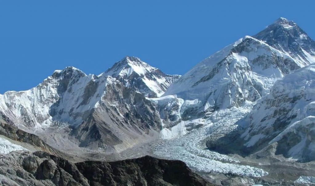 trekking everest base camp in december